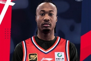 广州男篮取消威廉-道格拉斯的注册 新外援科比-麦克韦恩完成注册